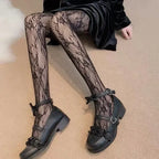 Damen Sexy Schwarz Weiß Lolita Ausgehöhlte Spitze Netzstrümpfe Mit Fuß Japanische Goth Blumen Rattan Heiße Klassische Strumpfhose