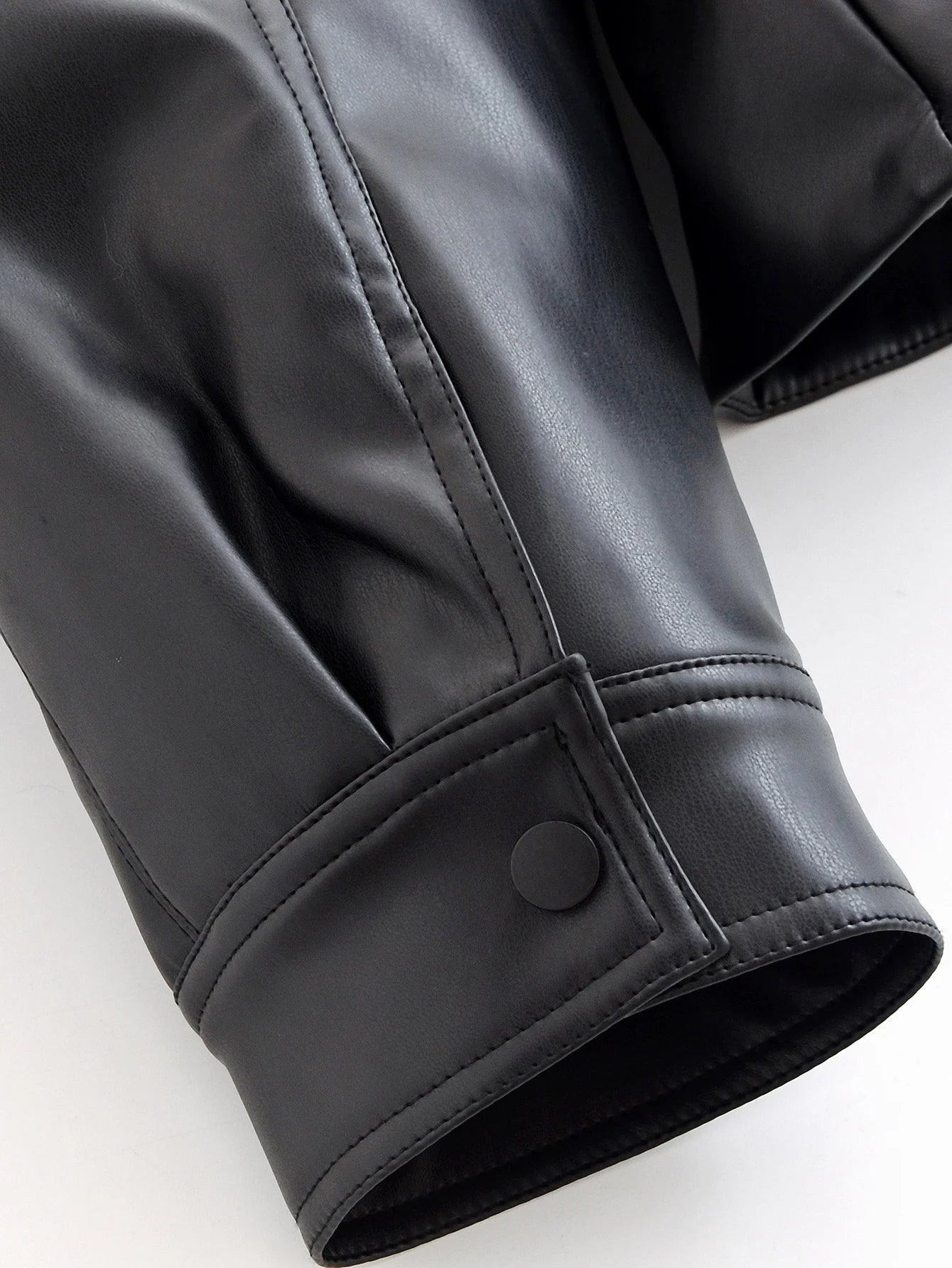 Schwarzer Kunstleder-Trenchcoat, Gürtel, lange Ärmel, Revers, Vintage-Motorradjacke, Oberbekleidung