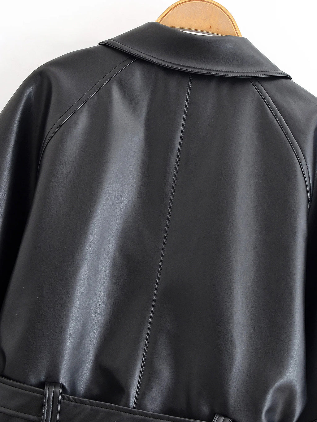 Schwarzer Kunstleder-Trenchcoat, Gürtel, lange Ärmel, Revers, Vintage-Motorradjacke, Oberbekleidung